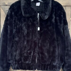 No Boundaries Black Faux Fur Zip Front Jacket XXL